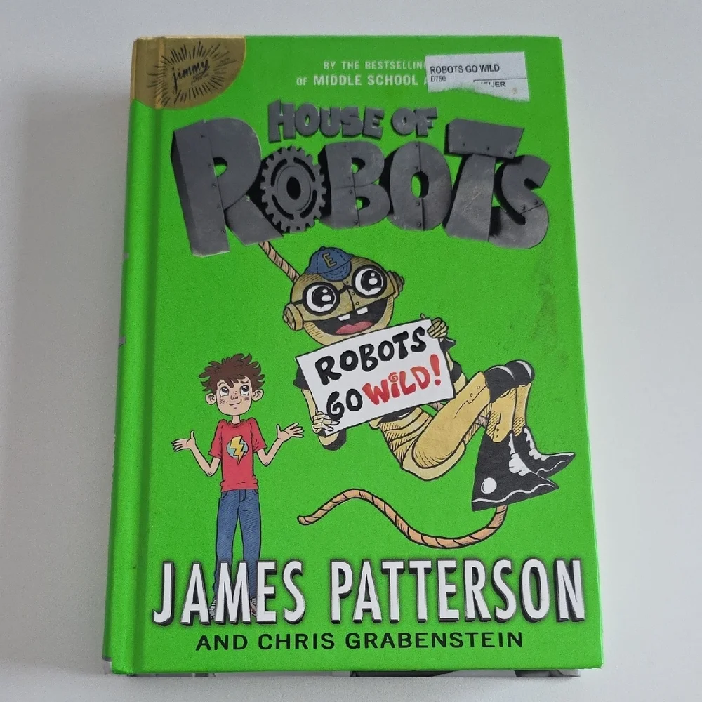 PipularMMOs And House Of Robots Chapter Books For 8 to 12 Year Olds